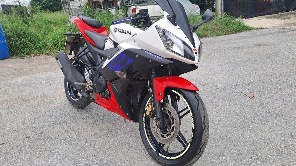 Yamaha R15 ปี2016 หล่อๆ 2