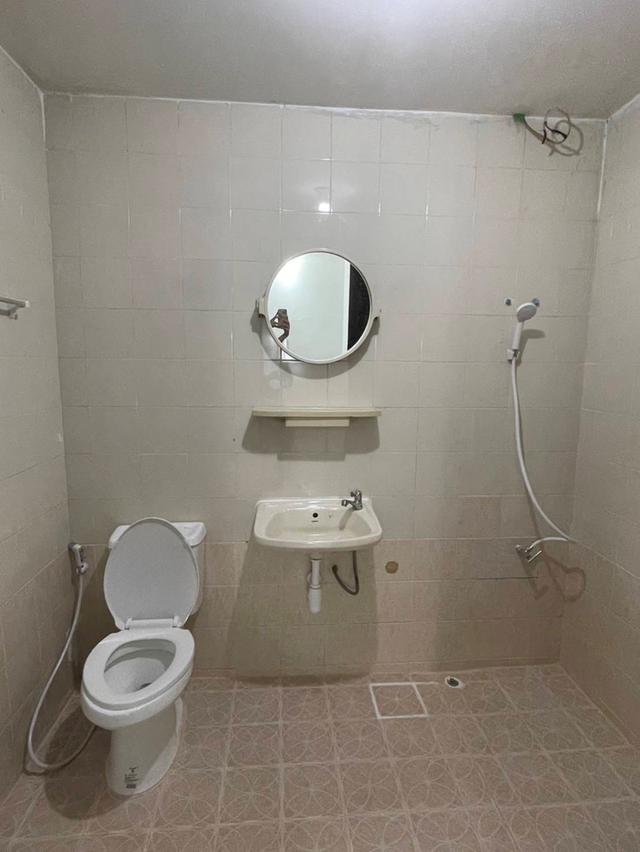 ให้เช่าทาวน์เฮ้าส์ 2 ชั้น ถนนนวลจันทร์ซอย 27 เขตบึงกุ่ม เนื้อที่ 28 ตรว 115 ตรม 11