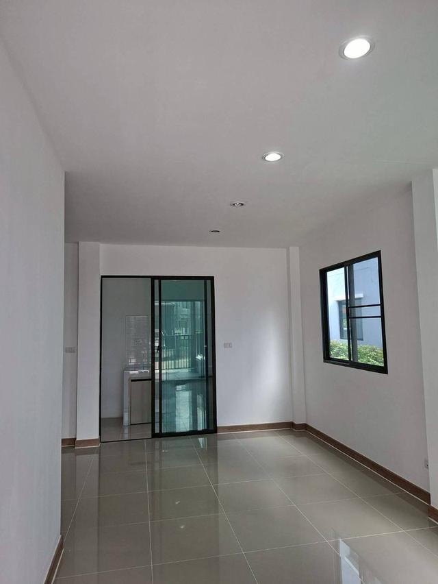 ขายทาวน์โฮม 2 ชั้น💥 หมู่บ้านแกรนด์ดิตี้ พุทธมณฑลสาย7 ทำเลดี ✨หลังมุม✨ 3