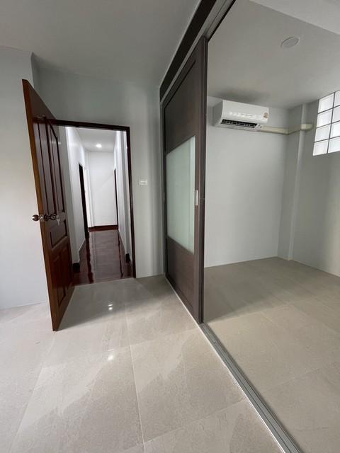 P540 ให้เช่าบ้านเดี่ยว 2 ชั้น ย่านแยกราชวิถี ถนนพระรามที่ 5 ซอยราชวิถี32 ซอยสุจริต2 เขตดุสิต รีโนเวทใหม่ทั้งหลัง เหมาะอยู่อาศัย 8