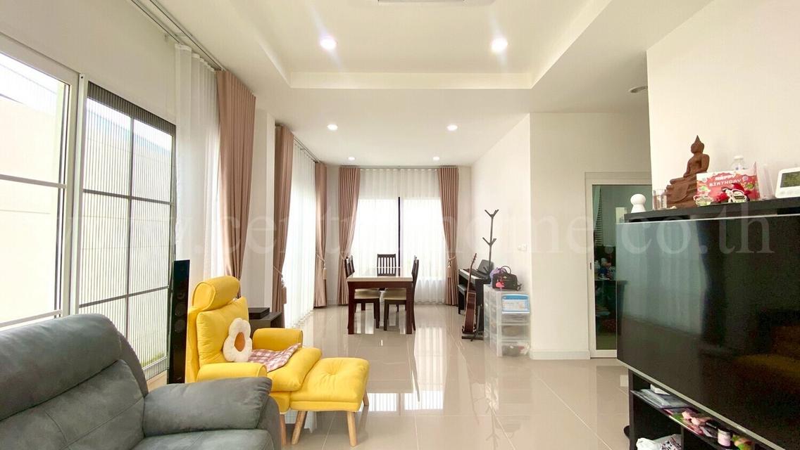 บ้านเดี่ยว ดิ เอวา เพชรเกษม 81 หลังมุม 3