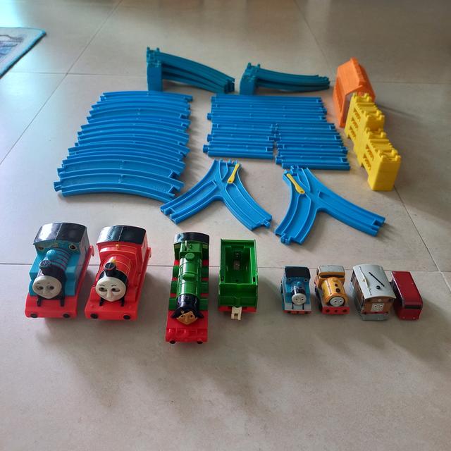 ชุดรางรถไฟโทมัส Tomy ของแท้ พร้อมรถไฟโมเดล รูปที่ 2