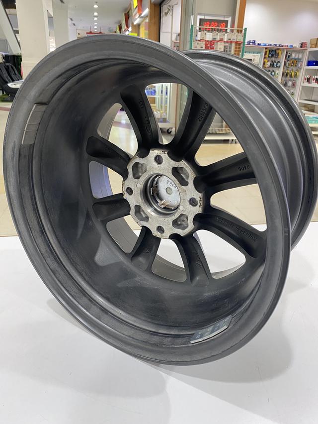 แม็กขอบ 15 Watanabe 4รู114 ET0 สีเทายิงทราย กว้าง 8 นิ้ว Offset 0 มี 2 วง