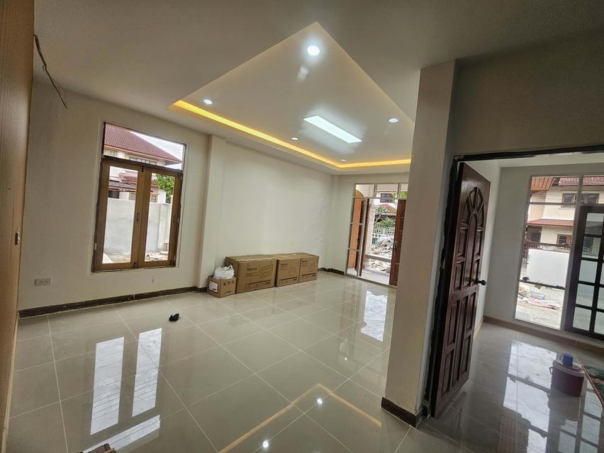 บ้านสันผีเสื้ออำเภอเมืองเชียงใหม่ ในโครงการรุ่งเรืองเลควิว 20