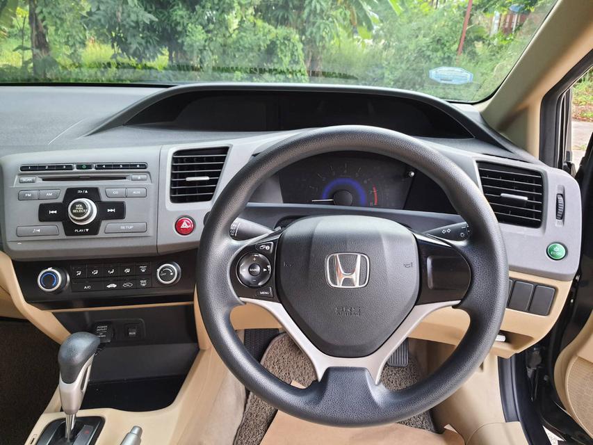 รูป ขาย Honda Civic FB 1.8S ปี 2013 เจ้าของขายเอง มือเดียวออกห้าง สภาพดีเยี่ยม 5