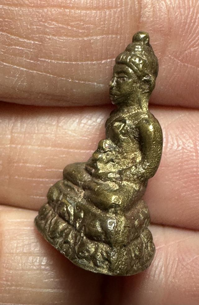 พระชัยวัฒน์ และ พระไตฮงกง เก่า ไม่ทราบที่ 2 องค์ 800 พร้อมจัดส่ง 4