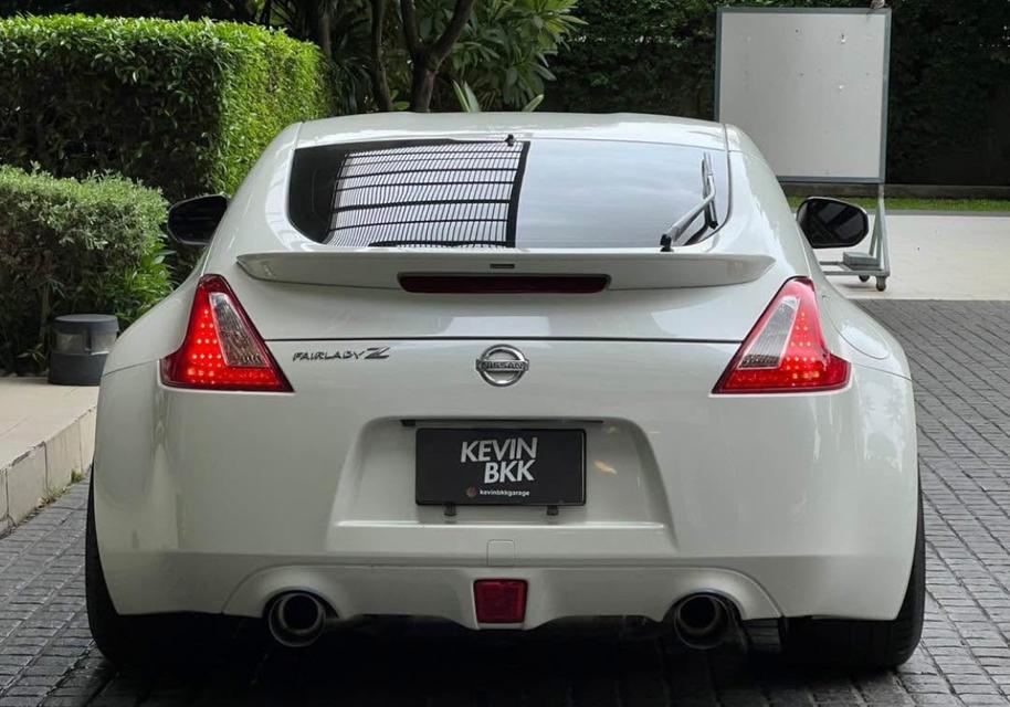 ขายรถหายาก Nissan 370 Z 4