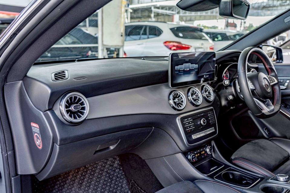 รหัสรถ NP3639 BENZ CLA250 AMG 2019 10