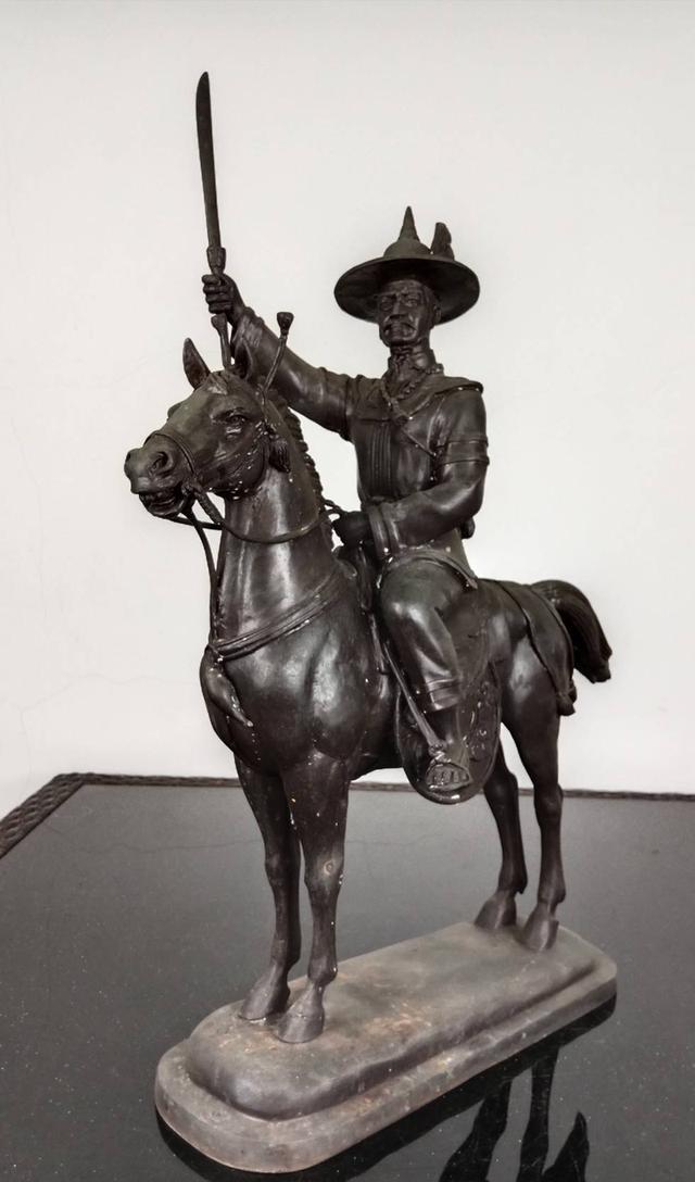 625.พระบรมรูปหล่อสมเด็จพระเจ้าตากสินมหาราช ทรงม้าศึก 7