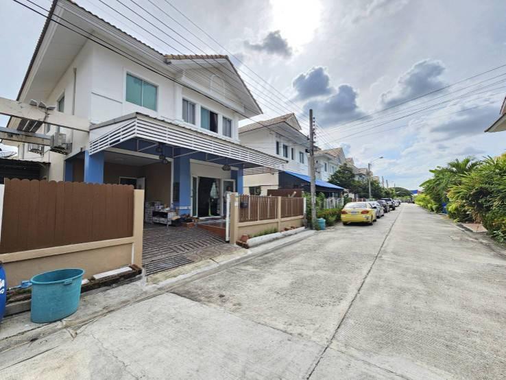 ขายบ้านแฝด ทำเลดี ต่อเติมพร้อมอยู่ โครงการบุรีรมย์ เทพารักษ์  - สุวรรณภูมิ 2
