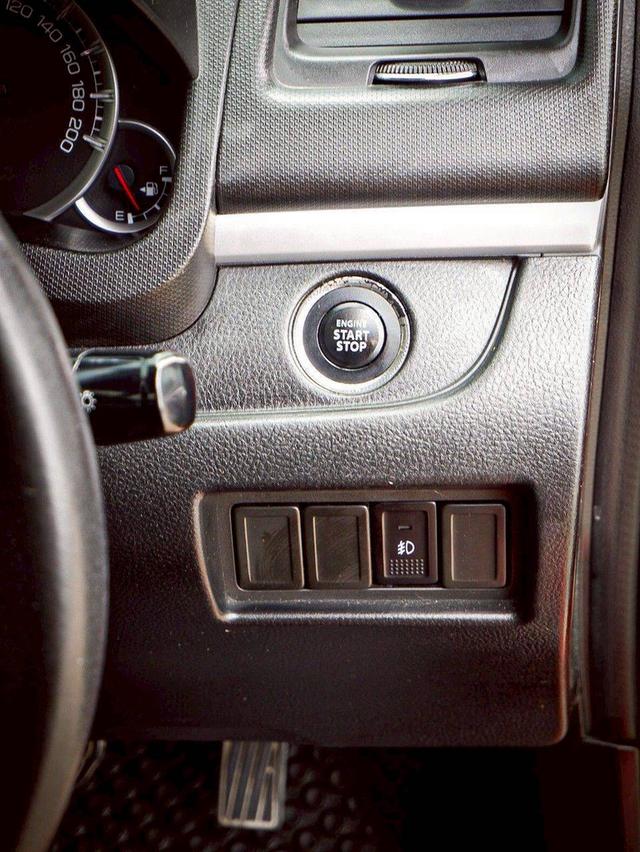 Suzuki Swift 1.25 GLX เกียร์ Auto สีส้ม ปี 2012 (ตัวท็อป) 15
