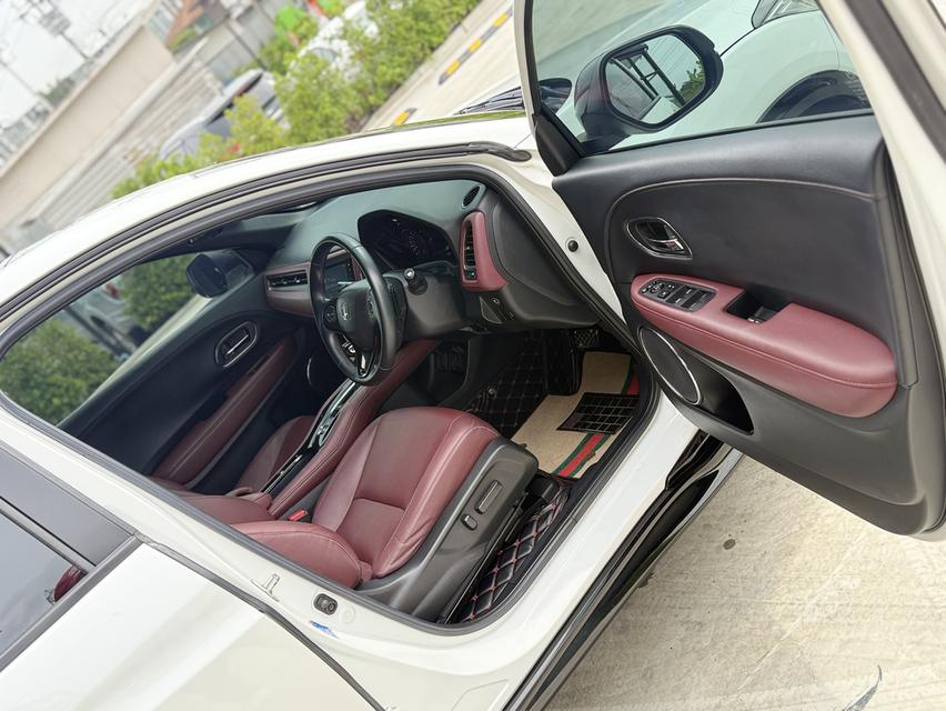 Honda H-RV 7