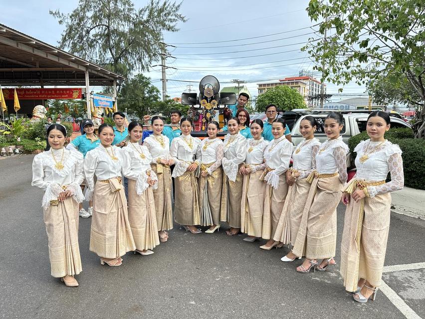 ดนตรีแห่กฐิน แตรวงแห่กฐิน วงดนตรีแห่ออกพรรษา