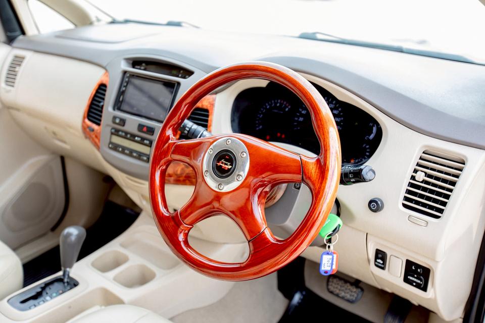 Toyota INNOVA 2.0V AT ปี 2007 สีเทา  16