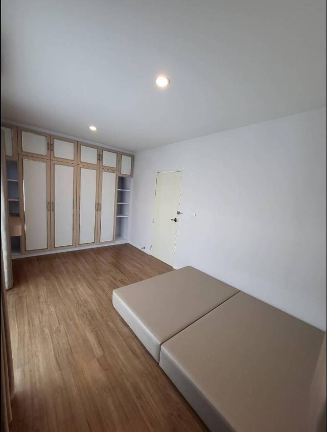 ขายและให้เช่าบ้านกลางเมืองทาวน์โฮม 3 ชั้น (รามอินทรา-วัชรพล) 4