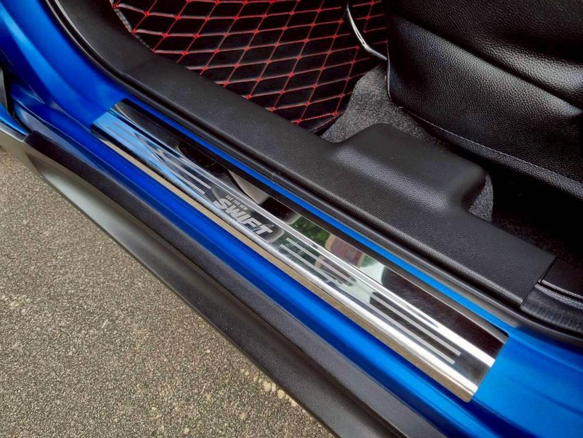 Suzuki Swift 1.2 GLX Navi Top สุด ปี 2019 ไมล์ 90,xxx km. เครื่อง เบนซิน เกียร์ Auto สีน้ำเงิน 17