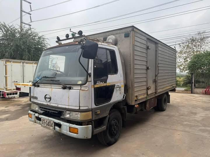 ส่งต่อรถ 6 ล้อ Hino FC4J ปี 40