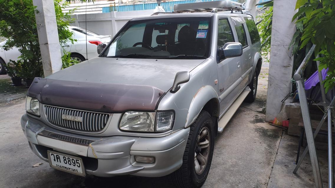 ขาย Isuzu Grand Adventure