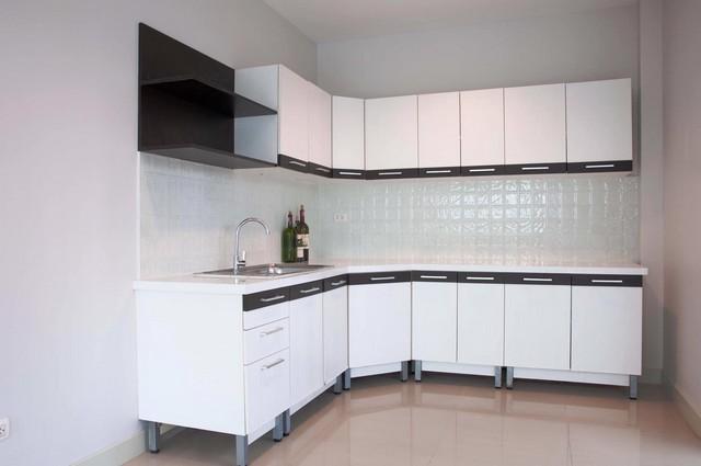 ขายบ้านเดี่ยว 2 ชั้น 56 ตรว. หมู่บ้านระเบียงสวน 5 ถนนราษฎร์พัฒนา ซอยมิสทีน ใกล้เตรียมอุดมน้อมเกล้า 6