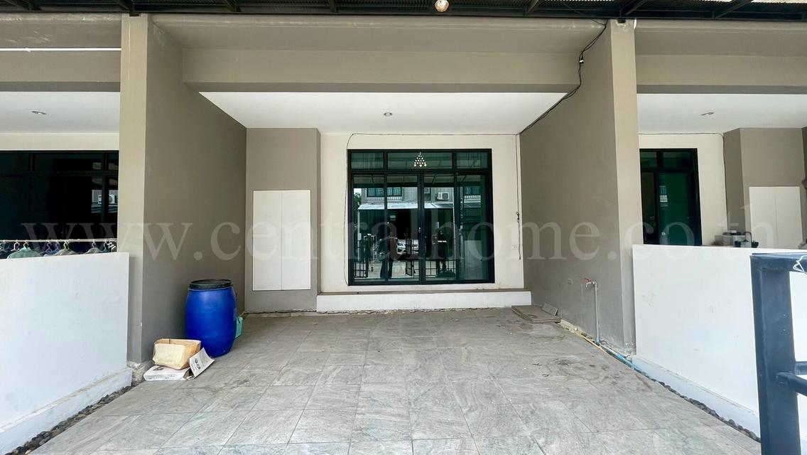 ทาวน์โฮม เฌอ วงแหวน - สาทร Built in พร้อมอยู่  4