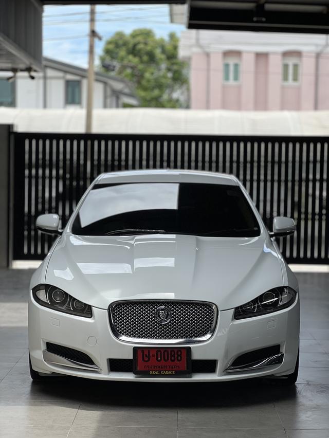 Jaguar XF 2.2D  2