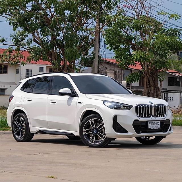 รหัสรถ 12AT3612 BMW X1 1.5 xDrive30e M Sport ( Plug-in Hybrid ) | ปีจดทะเบียน : 2023 20