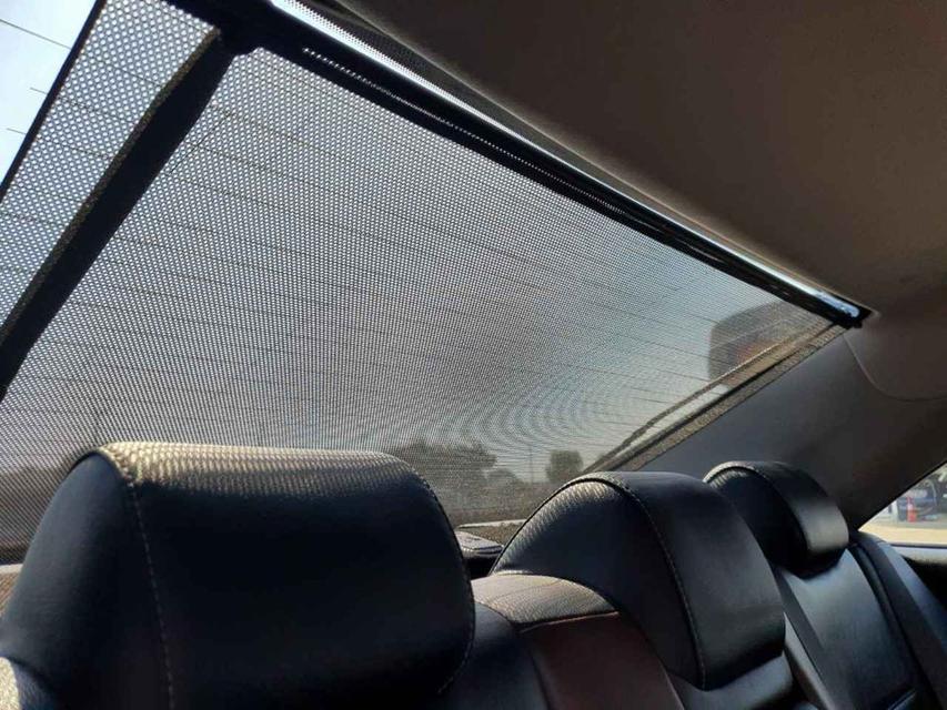 Toyota Camry 6