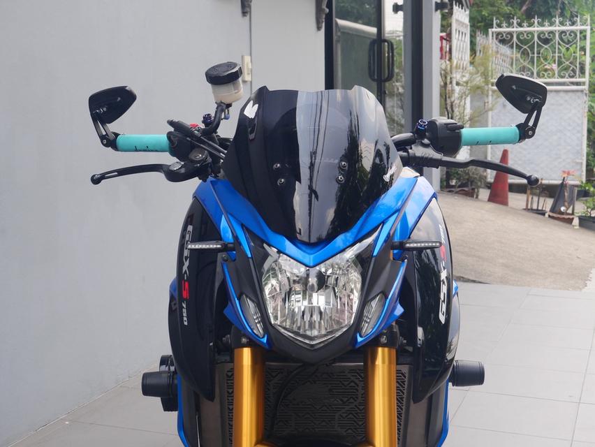 suzuki GSX750 สีน้ำเงิน รูปที่ 6