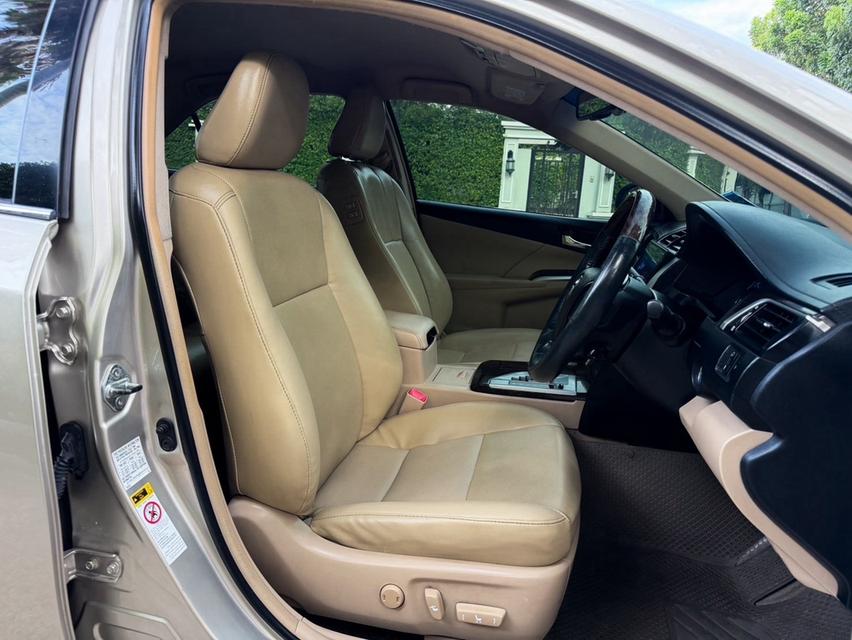 (แจ้งรหัสรถ AVA1339) 💥TOYOTA Camry 2.5 HV Top  ปี 2013 โฉมใหม่ รูปที่ 11