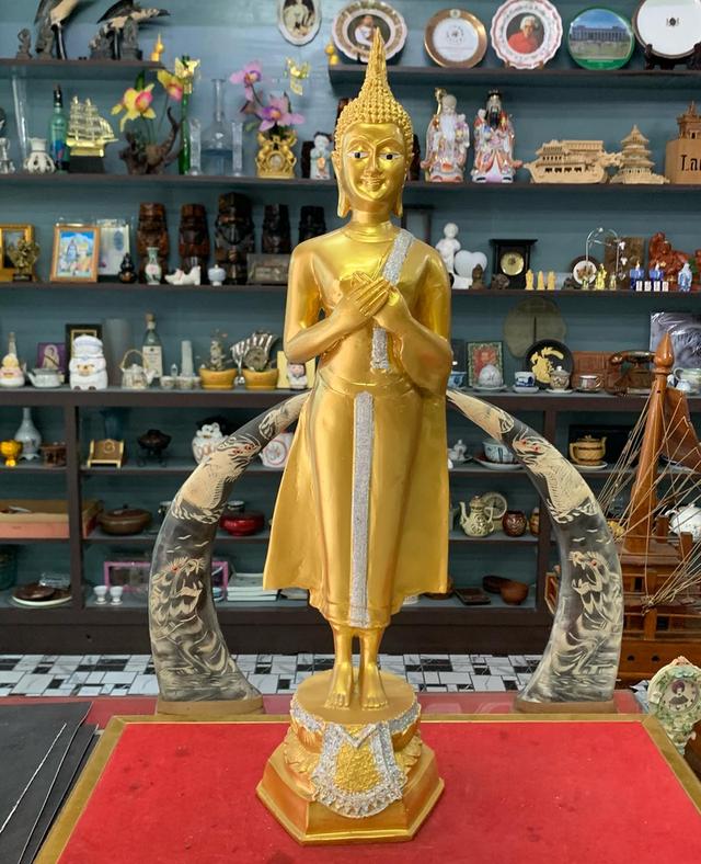 พระพุทธรูป องค์ใหญ่ เนื้อเรซิน 7