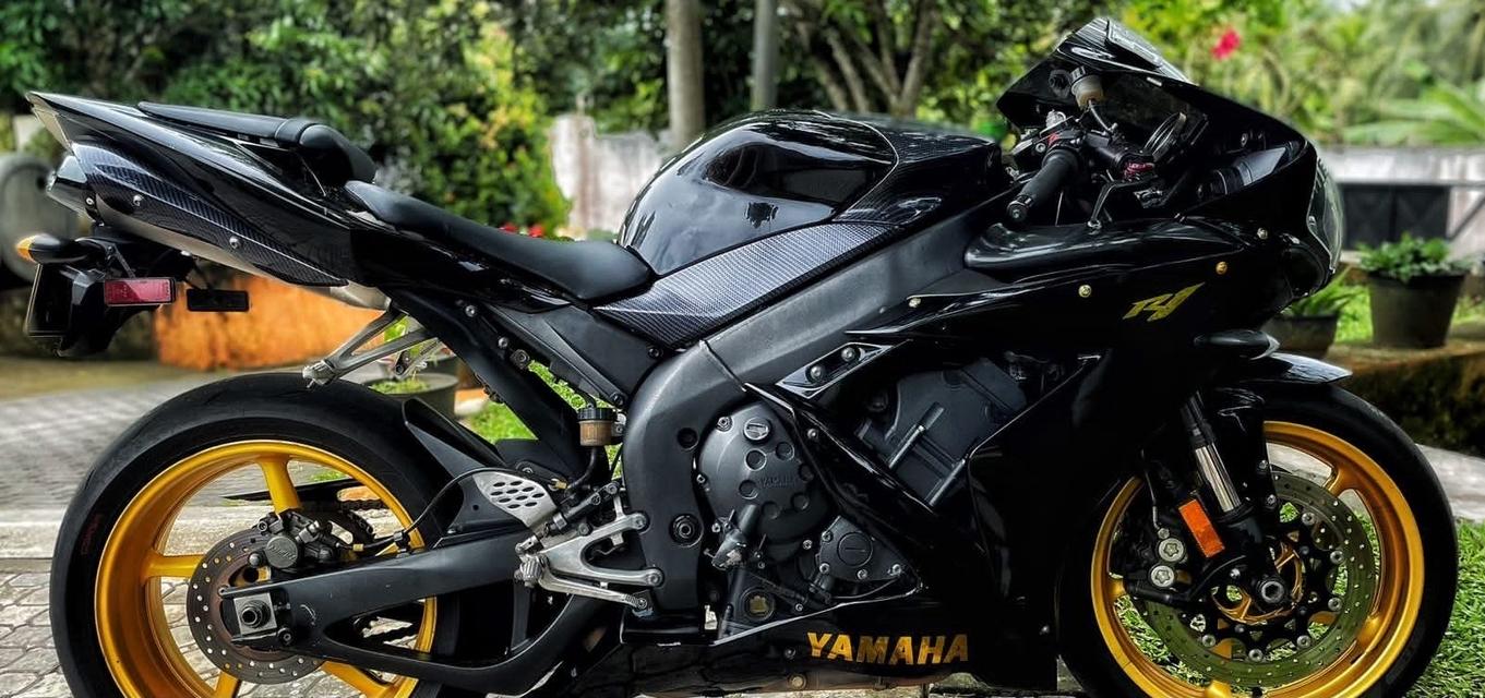 ขายด่วน Yamaha R1 รถแต่งจัดเต็มทั้งคัน 2