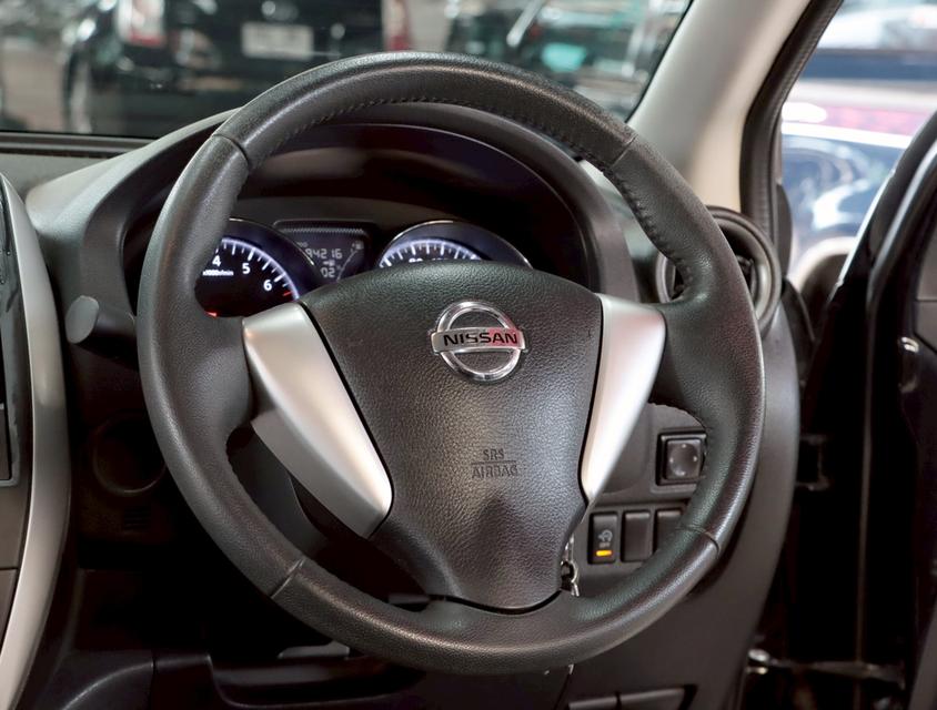 NISSAN ALMERA 1.2 E Sportech ปี2015 7