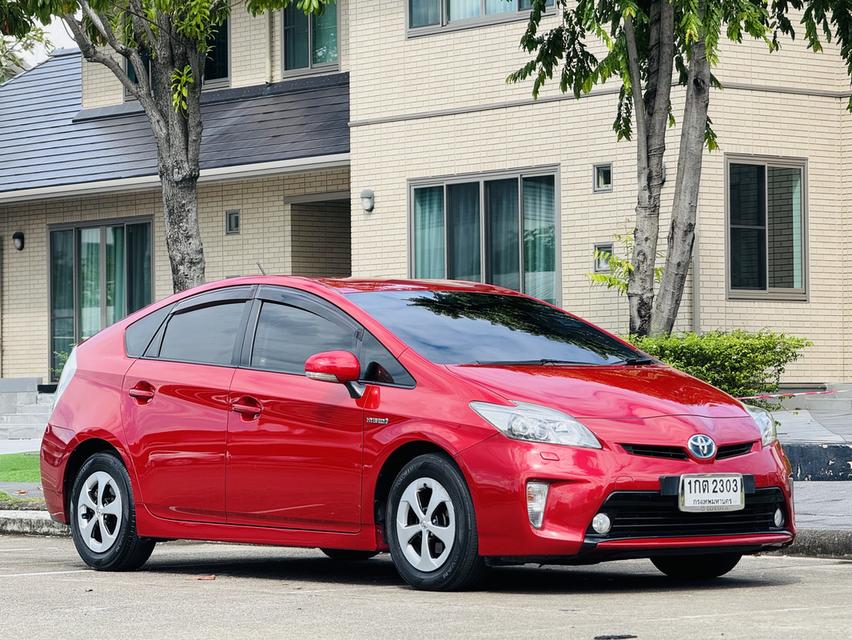 ขายรถยนต์ toyota prius 1.8 top oftion