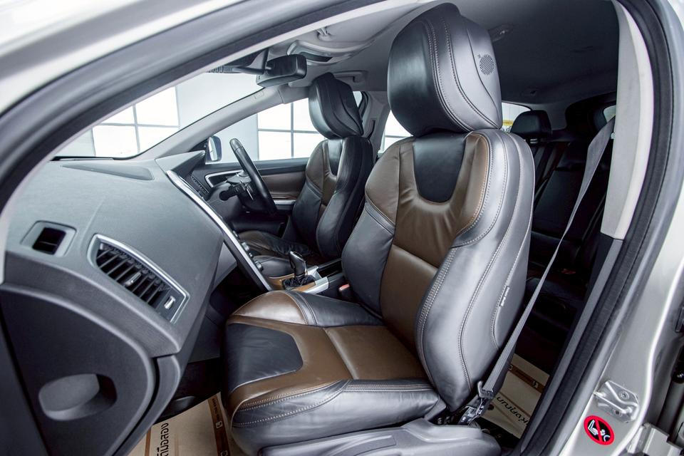 รหัสรถ 1D570 XC60 T5 2.0 2016 5