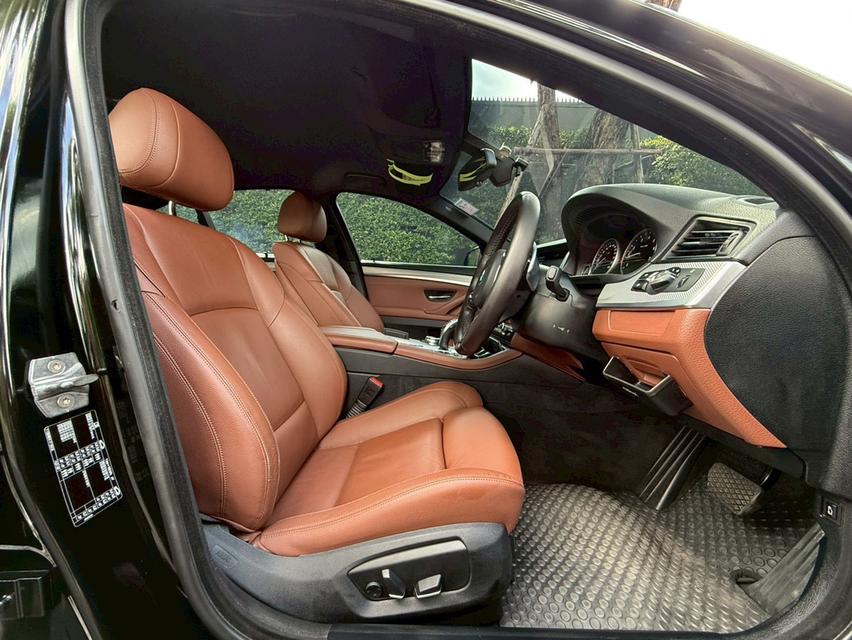 BMW 528i M Sport LCi ปี 15 สีดำ  ✨สวยสุดในรุ่น ใช้น้อย 14