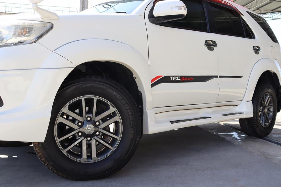 ðĐTOYOTA FORTUNER 2.7 V 2015 10