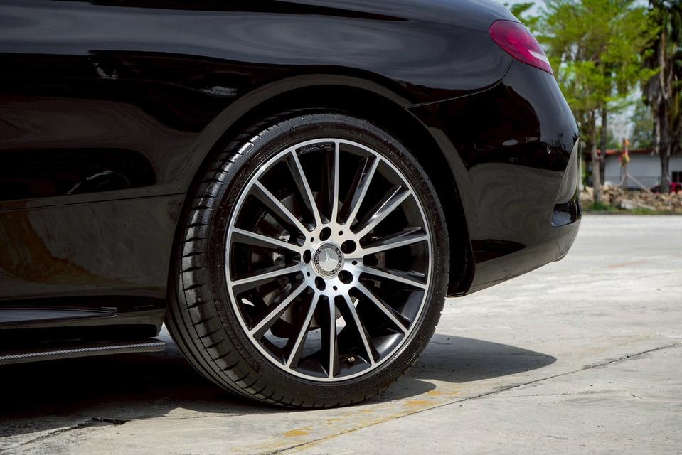 Mercedes-Benz C250 2.0 Coupe AMG Dynamic W205 AT 2017 รูปที่ 2