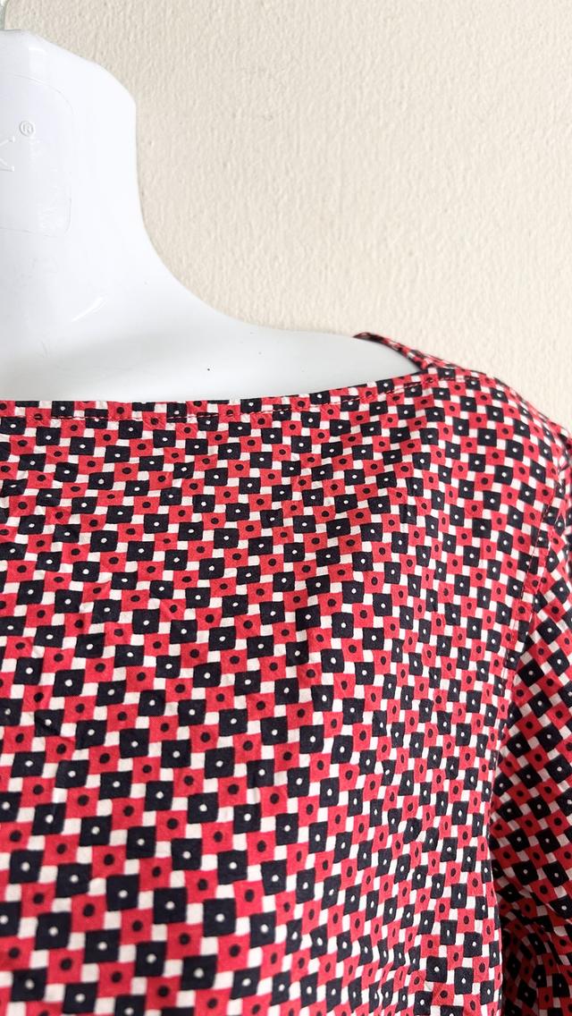 ยุนิS เดรสสั้นแขน4 ส่วนเรยอนลายกราฟฟิค รูปที่ 4