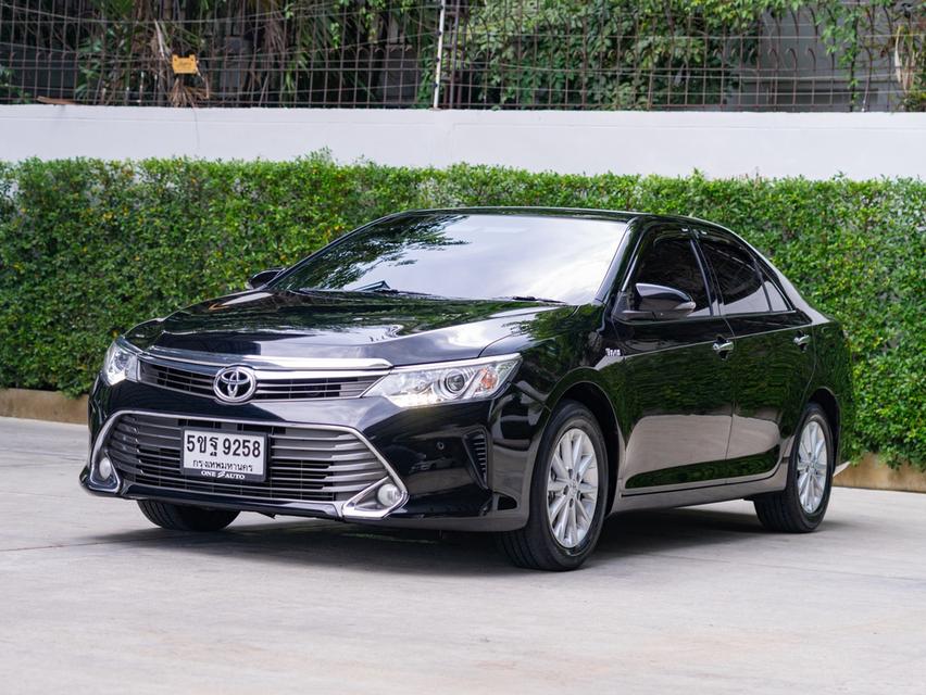 Toyota Camry 2.0 G ปี 2015