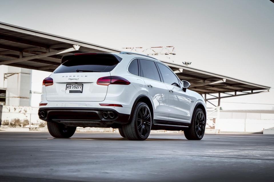 รหัสรถ PBG5277 Porsche CAYENNE 3.0 S E-Hybrid 4WD AT 2015 รูปที่ 2