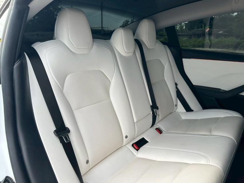 Tesla Model 3 Highland Long Range 2024 16