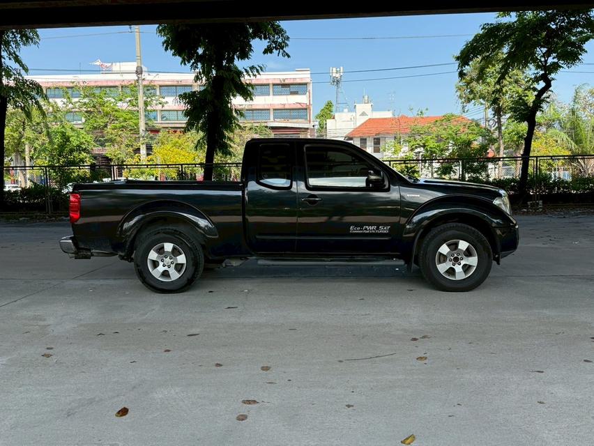 ขายรถ nissan navara 2.5 CAB ปี 2012 สีดำ เกียร์ธรรมดา 8