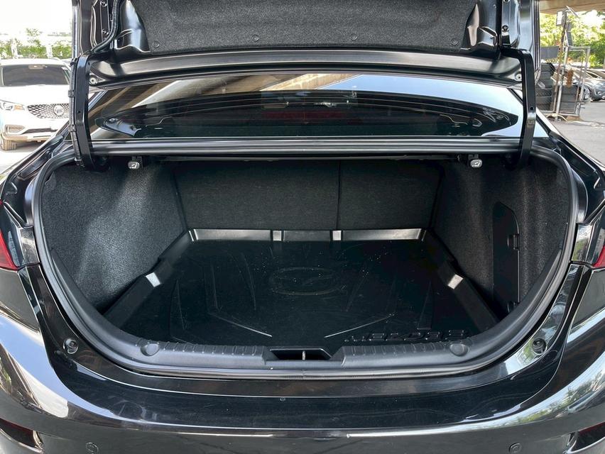 ขาย Mazda 3 2.0SP ปี17 11
