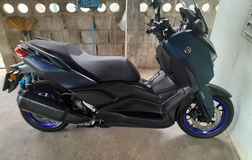 ขายด่วน Yamaha XMAX300 สภาพสวยๆ 2