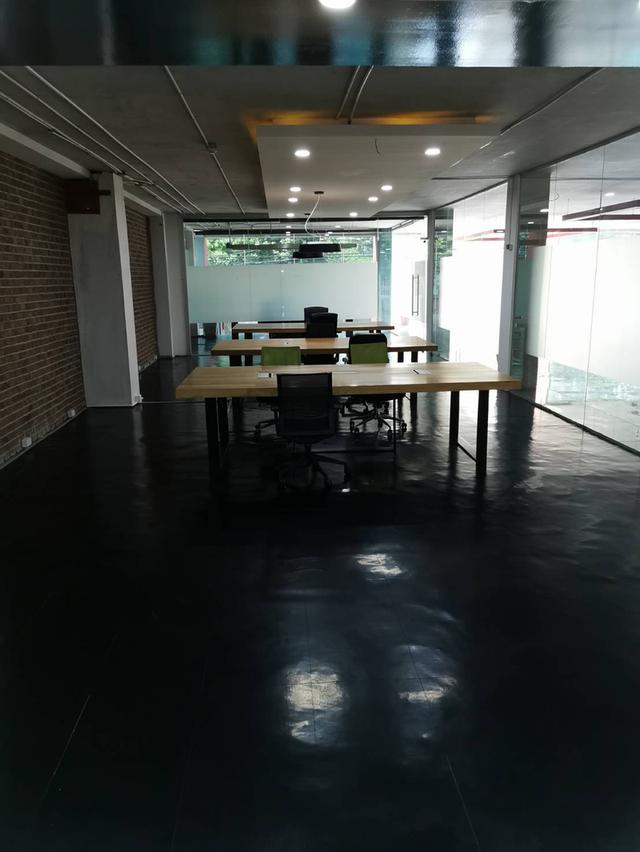 ให้เช่าพื้นที่ชั้น 1 เอกมัย พื้นที่ 180 ตร.ม. เหมาะสำหรับ โชว์รูม ออฟฟิศ อื่นๆ ใกล้เคียง ทองหล่อ พร้อมพงษ์ สุขุมวิท เพชรบุรีตัดใหม่ 8