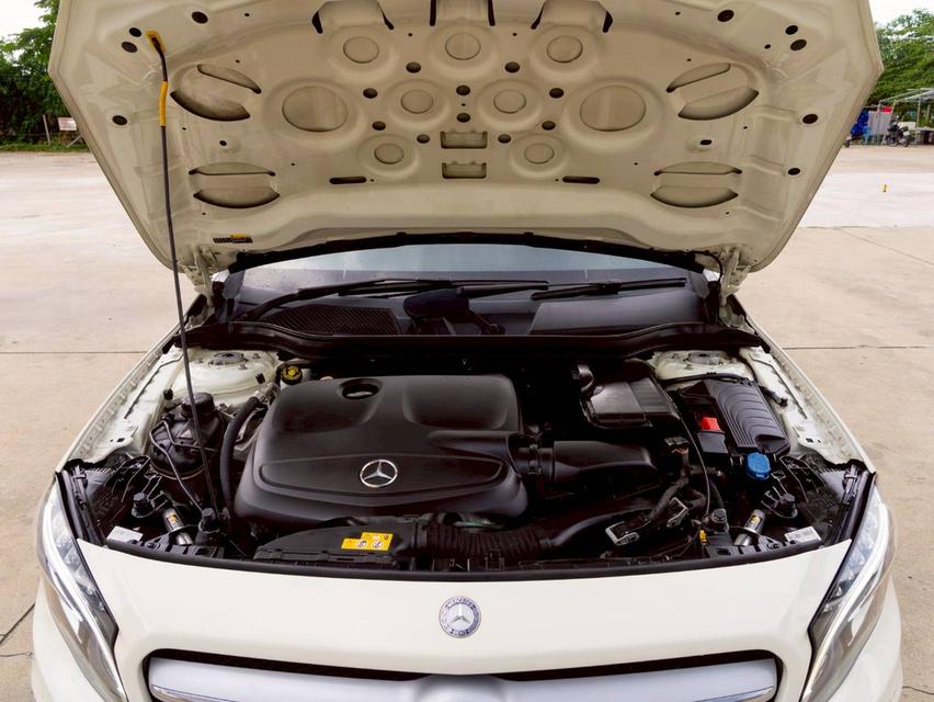 ขาย Benz Gla200 1.6Urban ปี16 17