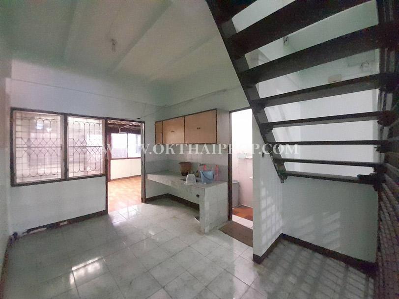 ทาวน์เฮ้าส์ หมู่บ้านลานทอง ติวานนท์-ปากเกร็ด นนทบุรี 3