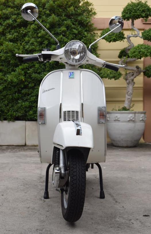 ปล่อยขาย Vespa PX 125 สีขาว 2