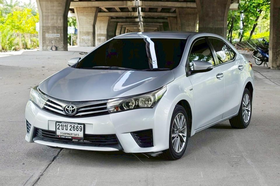 🚗 2015 Toyota Corolla ALTIS 1.8 E AT