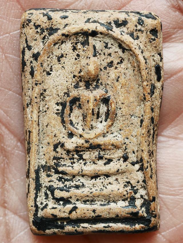 พระสมเด็จวัดระฆัง พิมพ์ฐานแซม....ลงรักเก่าๆ 8